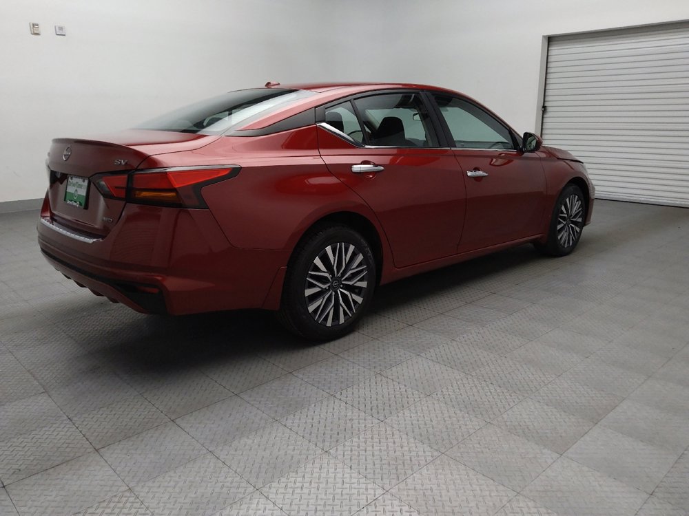 Used 2023 Nissan Altima 2.5 SV image 9