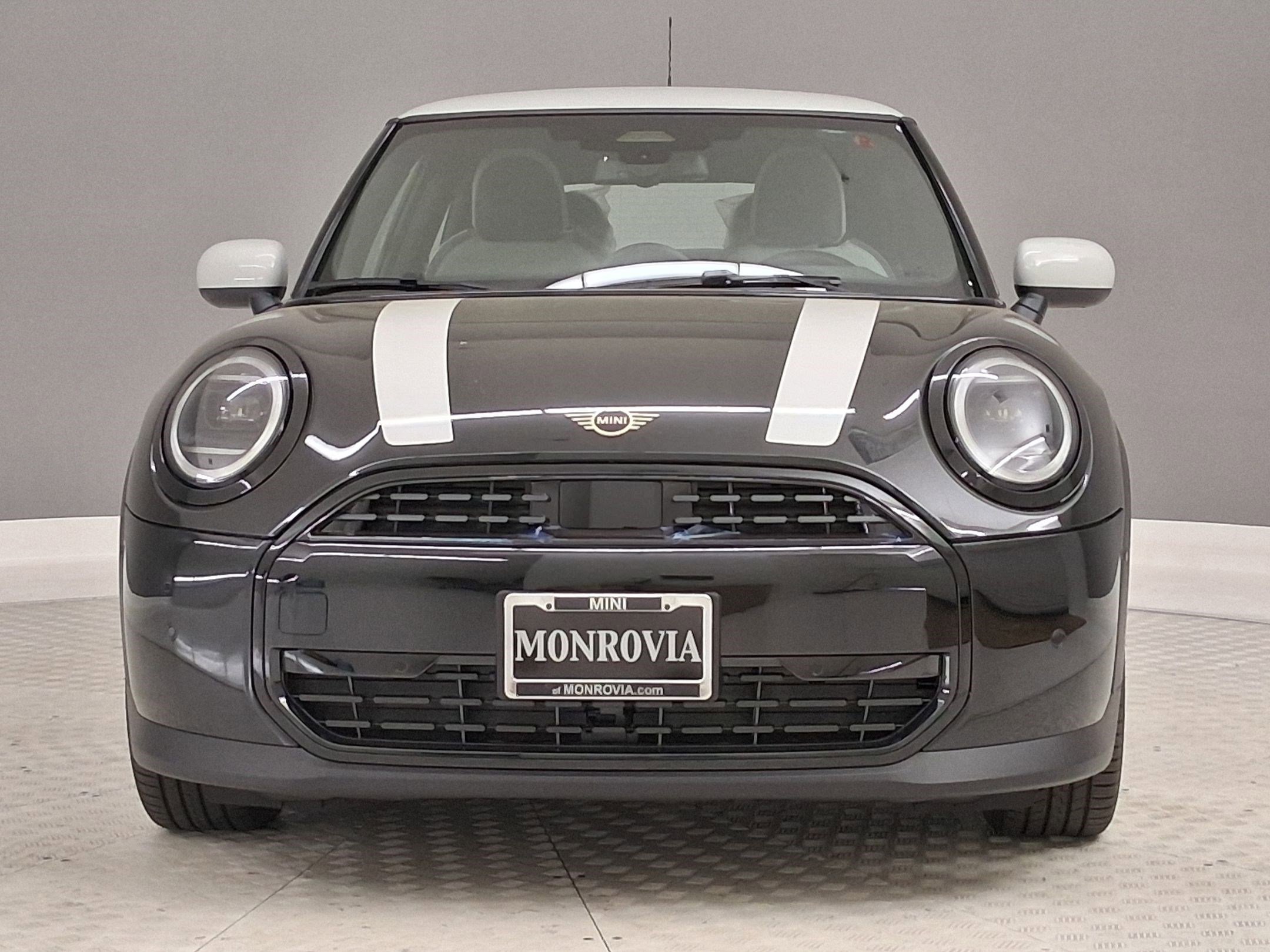 New 2026 MINI Cooper 2-Door Hardtop image 4