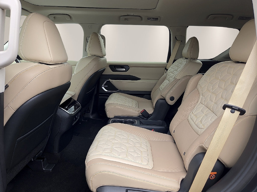 New 2027 Nissan Armada Platinum Reserve AWD/4WD image 14