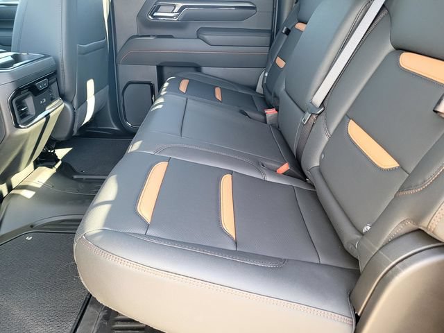 New 2026 GMC Sierra 2500 AT4 w/ AT4 Premium Plus Package AWD/4WD image 15