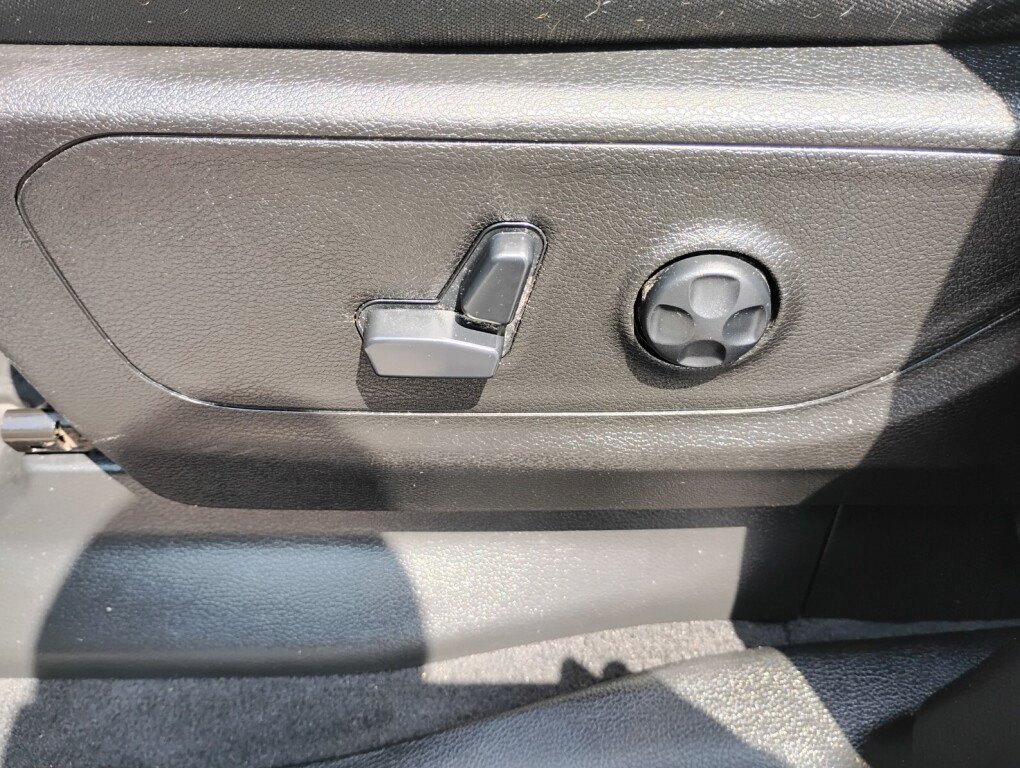 Used 2019 RAM 1500 Big Horn AWD/4WD image 13
