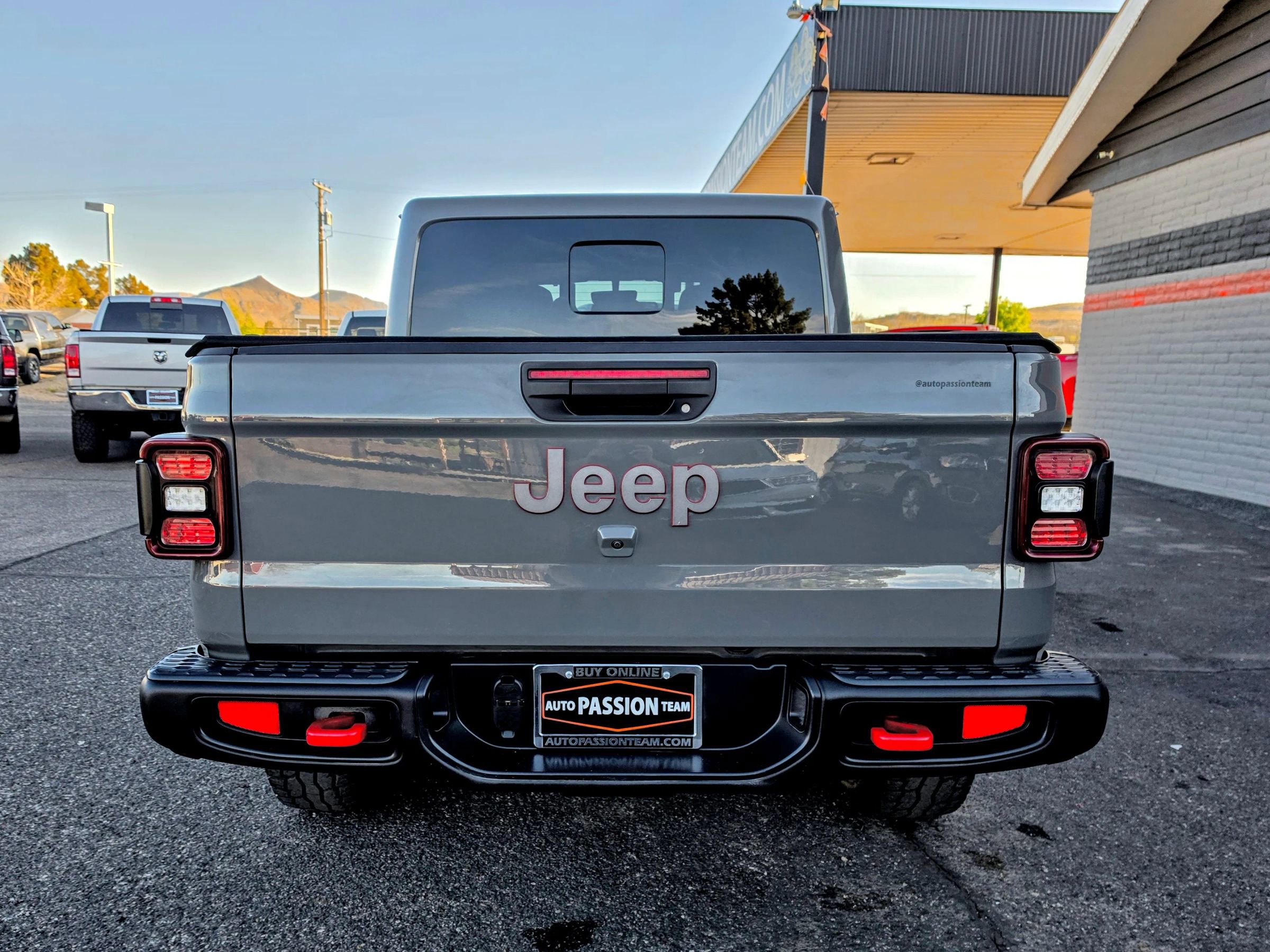 Used 2021 Jeep Gladiator Rubicon image 4