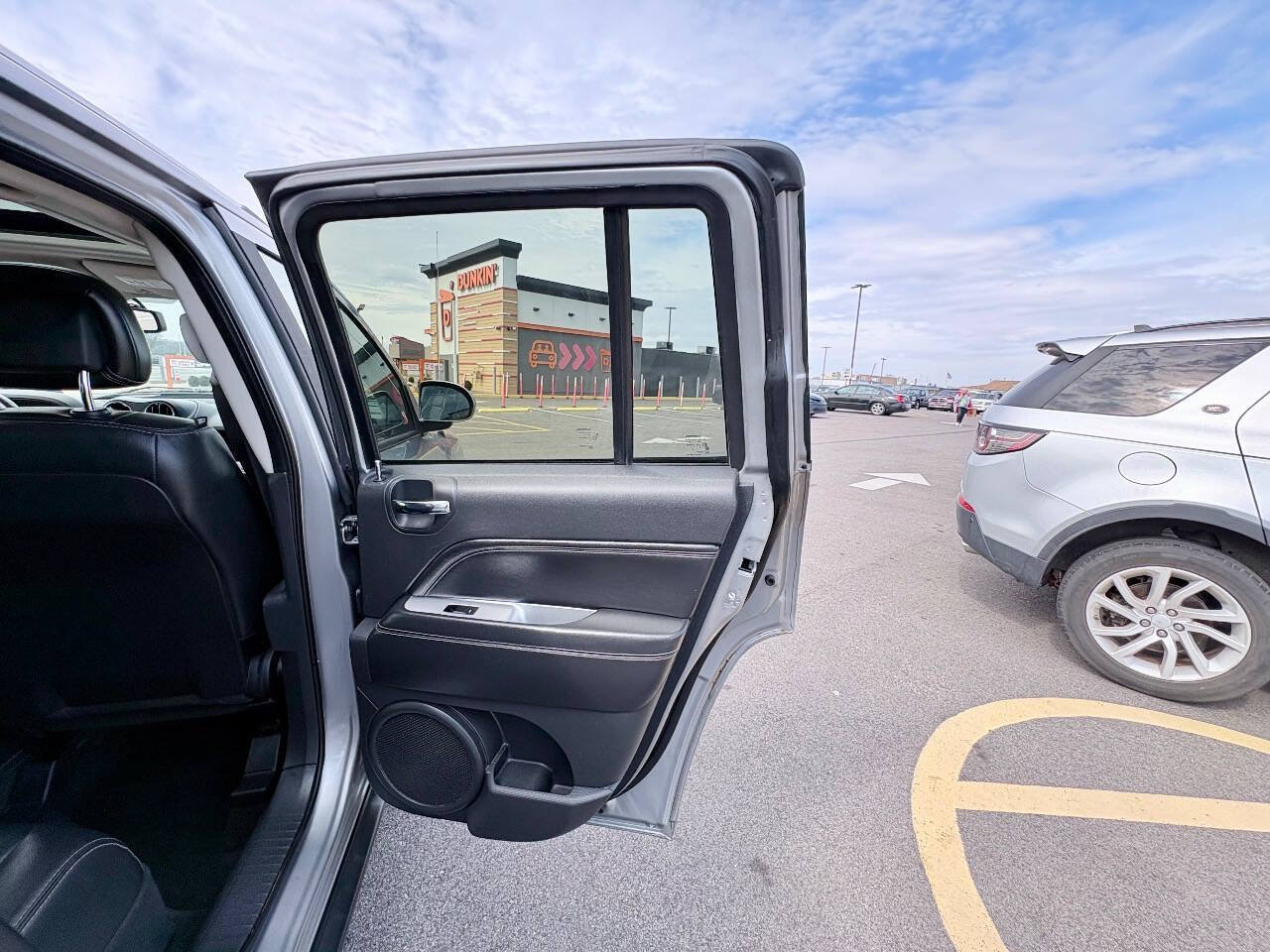 Used 2016 Jeep Compass High Altitude AWD/4WD image 31