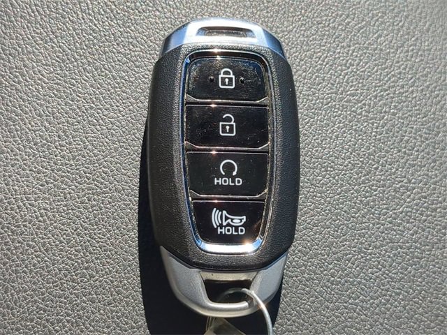 Used 2023 Hyundai Kona Limited image 29