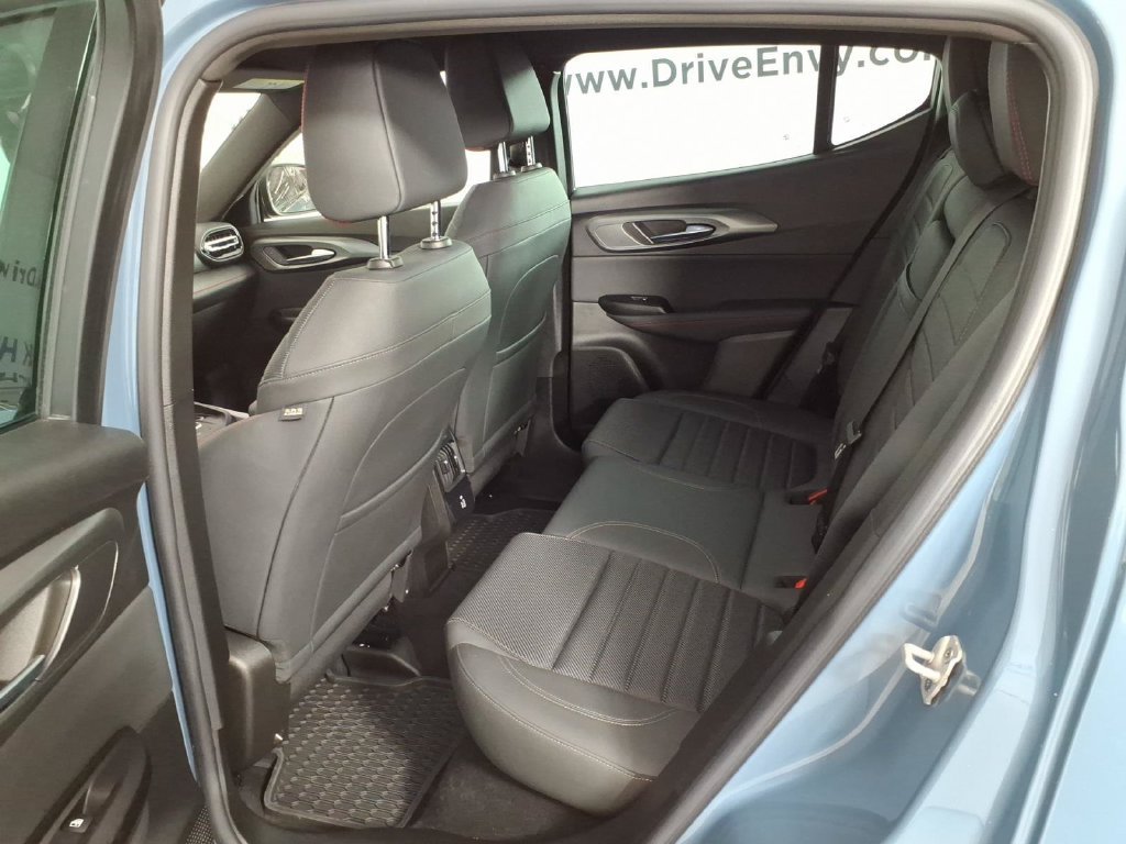Used 2023 Dodge Hornet GT w/ GT Blacktop Package AWD/4WD image 9