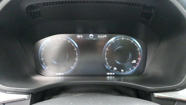 Used 2019 Volvo XC60 T6 Momentum w/ Advanced Package AWD/4WD image 29