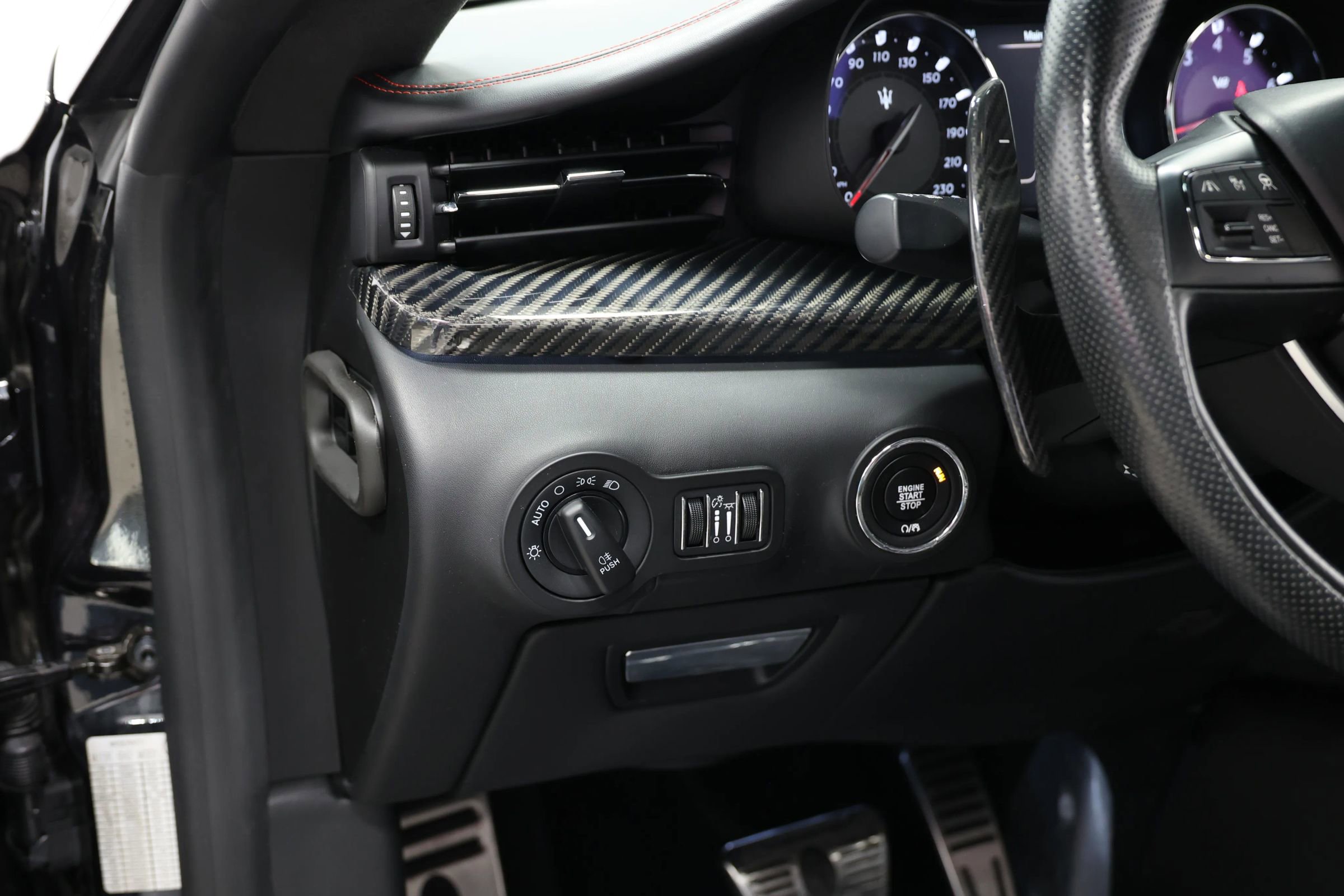 Used 2022 Maserati Quattroporte Trofeo image 20