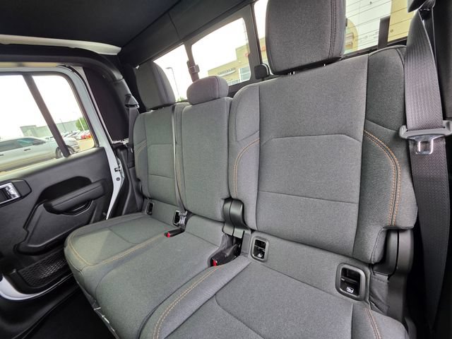 New 2026 Jeep Gladiator Sport AWD/4WD image 15