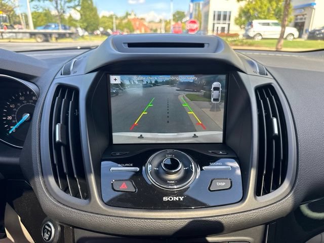 Used 2018 Ford Escape Titanium w/ Ford Safe & Smart Package FWD image 14