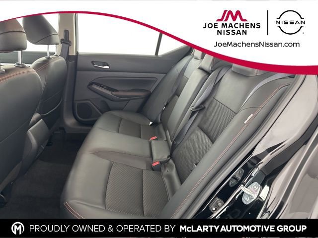 Used 2025 Nissan Altima 2.5 SR image 24