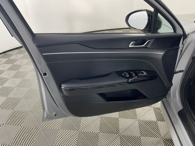 Used 2025 Kia K5 GT FWD image 12