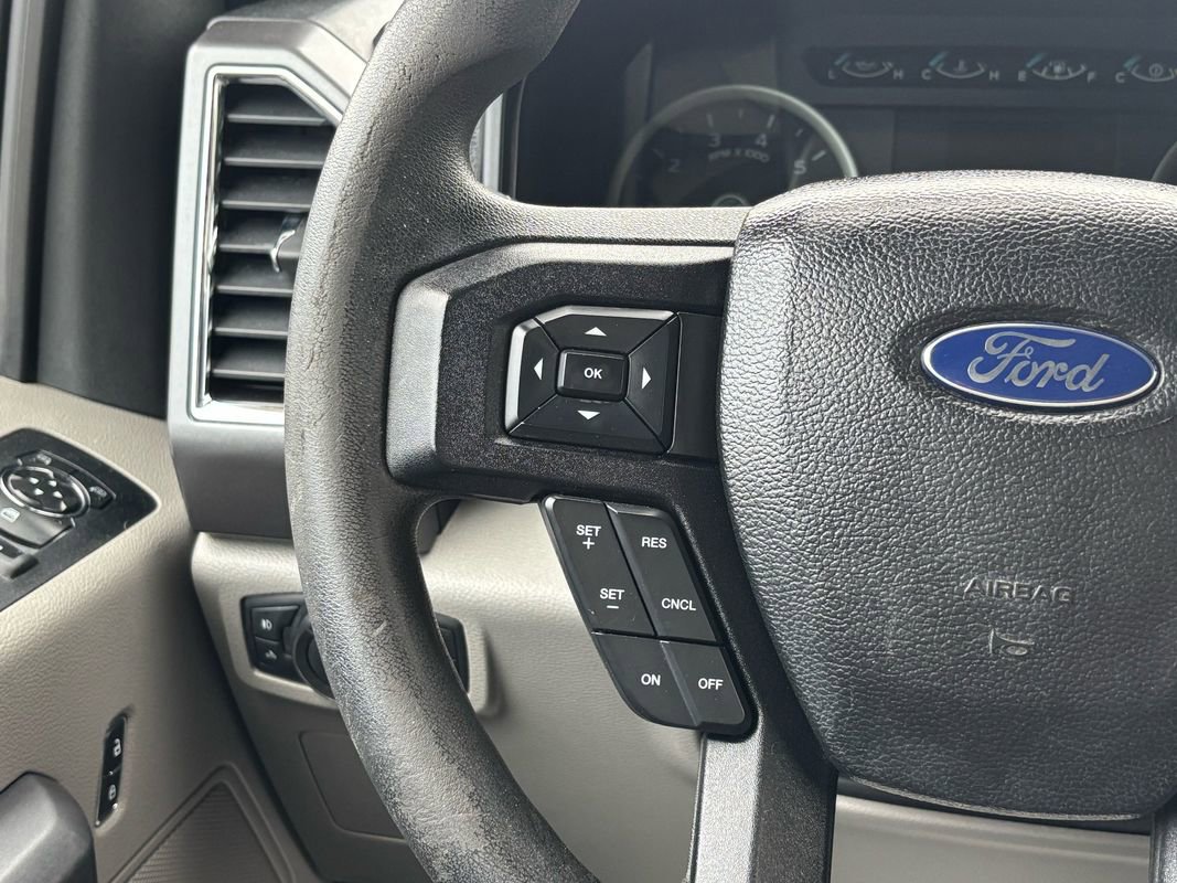 Used 2015 Ford F150 XLT w/ Trailer Tow Package image 39