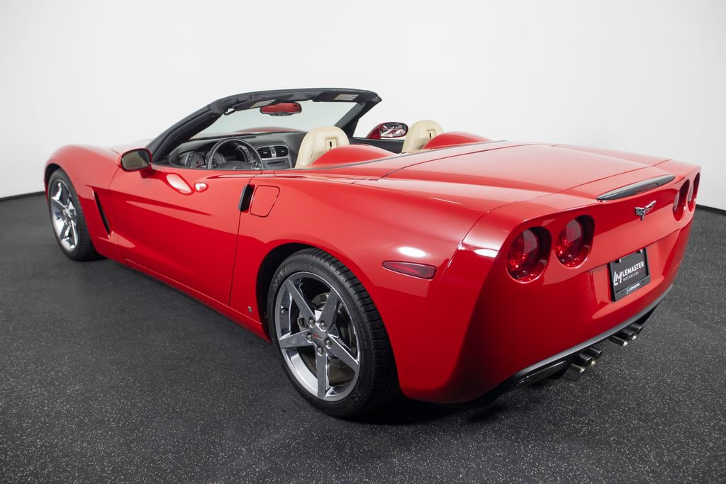 Used 2007 Chevrolet Corvette Convertible w/ Preferred Equipment Group RWD image 11
