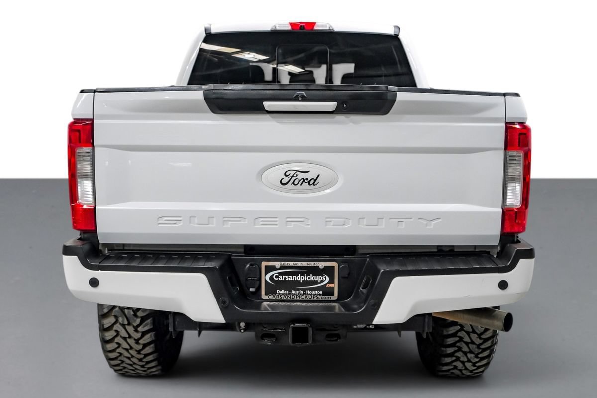 Used 2019 Ford F250 Lariat w/ Lariat Value Package AWD/4WD image 7