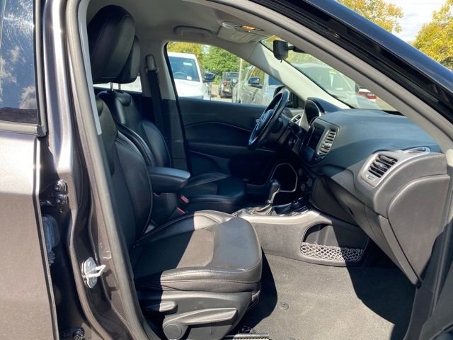 Certified 2020 Jeep Compass Latitude w/ Cold Weather Group image 31