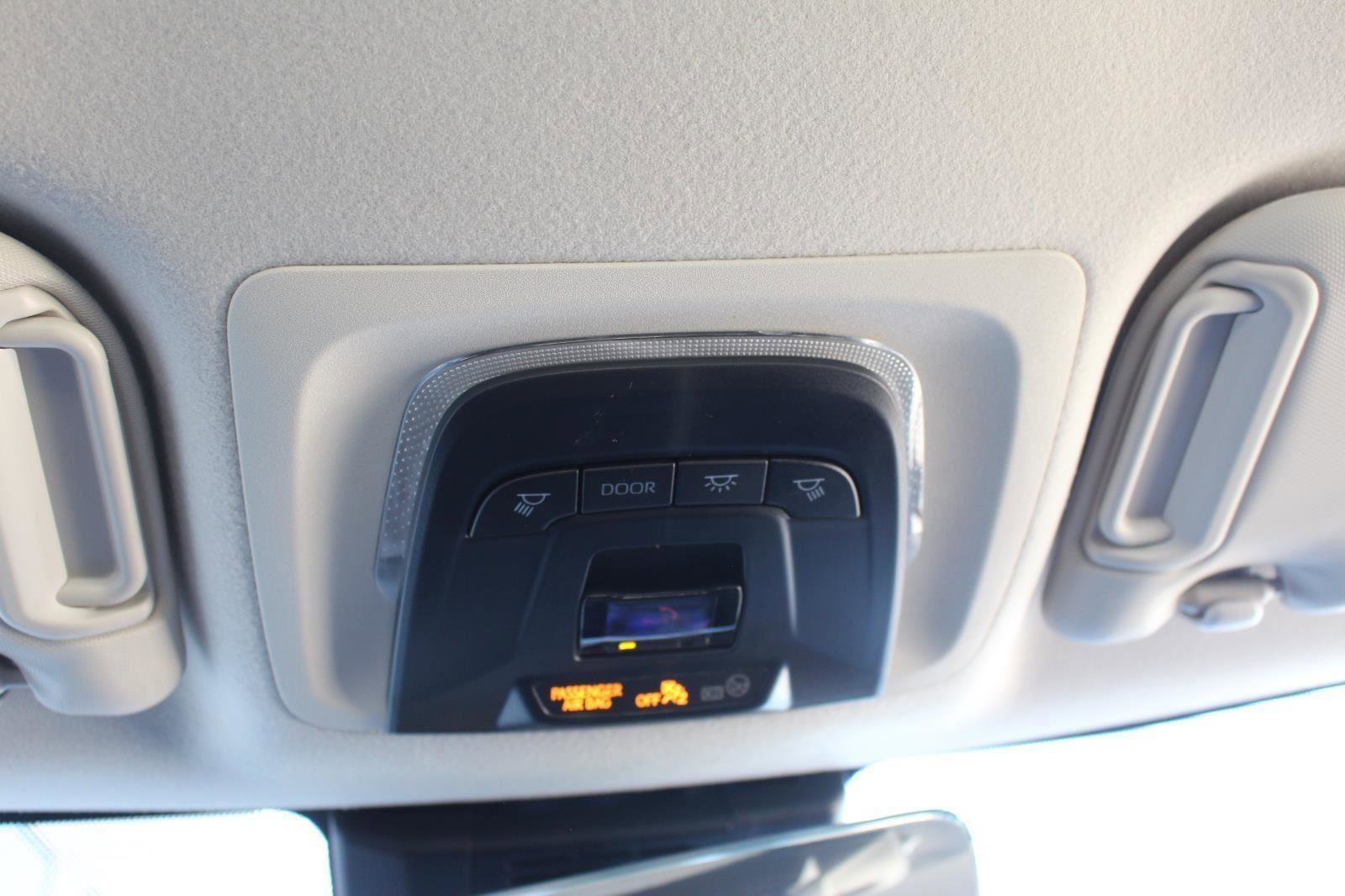 Used 2023 Toyota Corolla LE FWD image 25