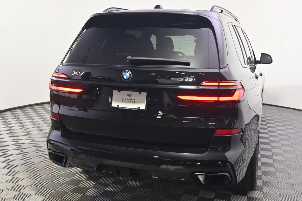 Used 2025 BMW X7 xDrive40i w/ M Sport Package image 6