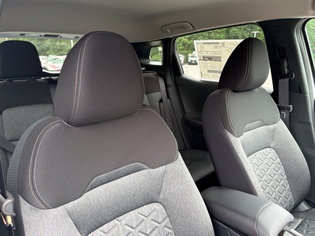 New 2026 Nissan Kicks SV w/ Cold Weather Package AWD/4WD image 27