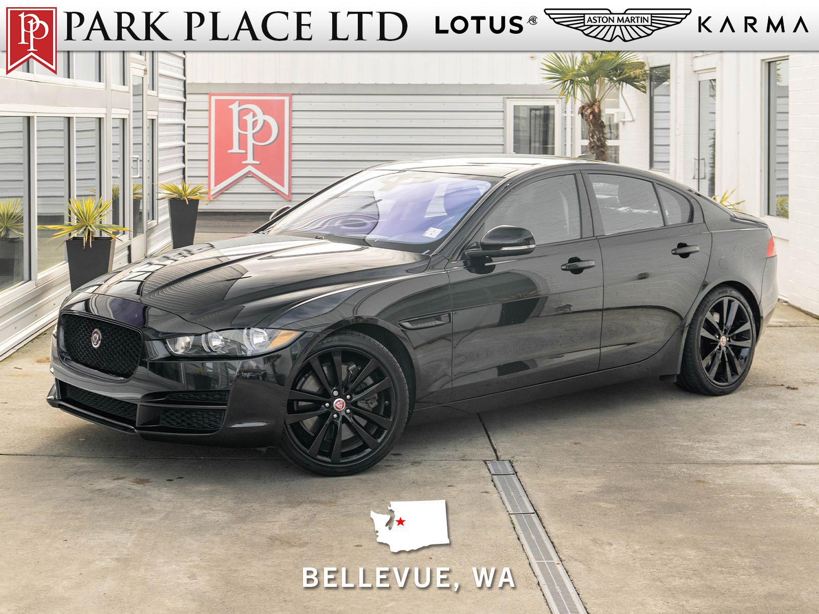 Used 2018 Jaguar XE Prestige image 1