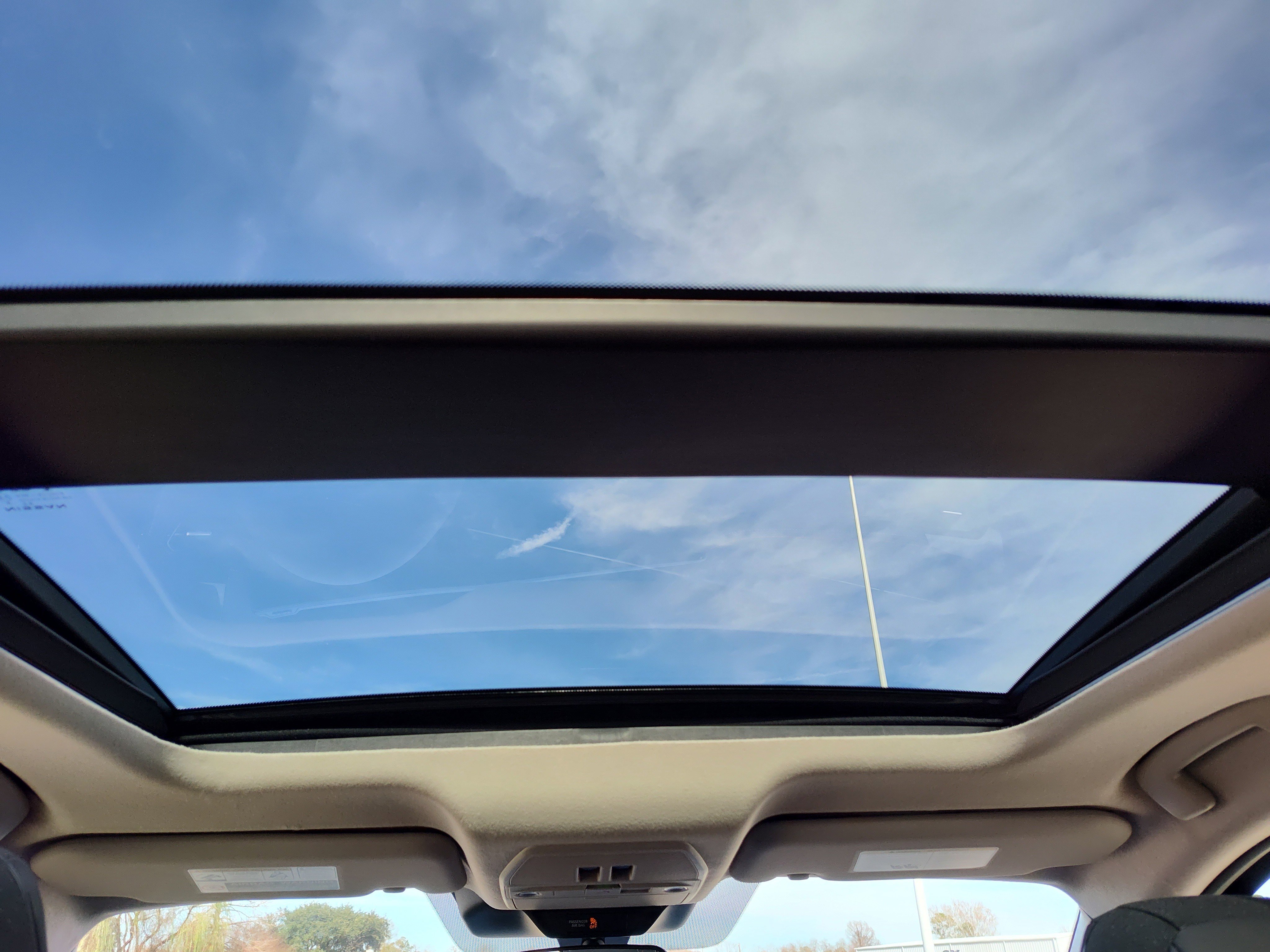 New 2026 Nissan Kicks SR image 12