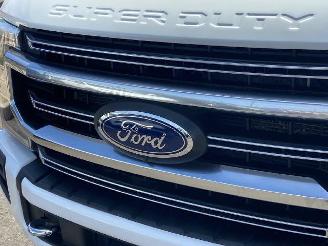 Used 2022 Ford F250 Platinum w/ Tremor Off-Road Package AWD/4WD image 26