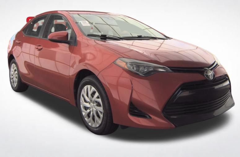 Used 2018 Toyota Corolla LE FWD image 23