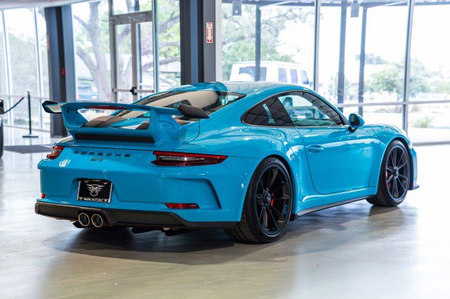 Used 2018 Porsche 911 GT3 RWD image 6