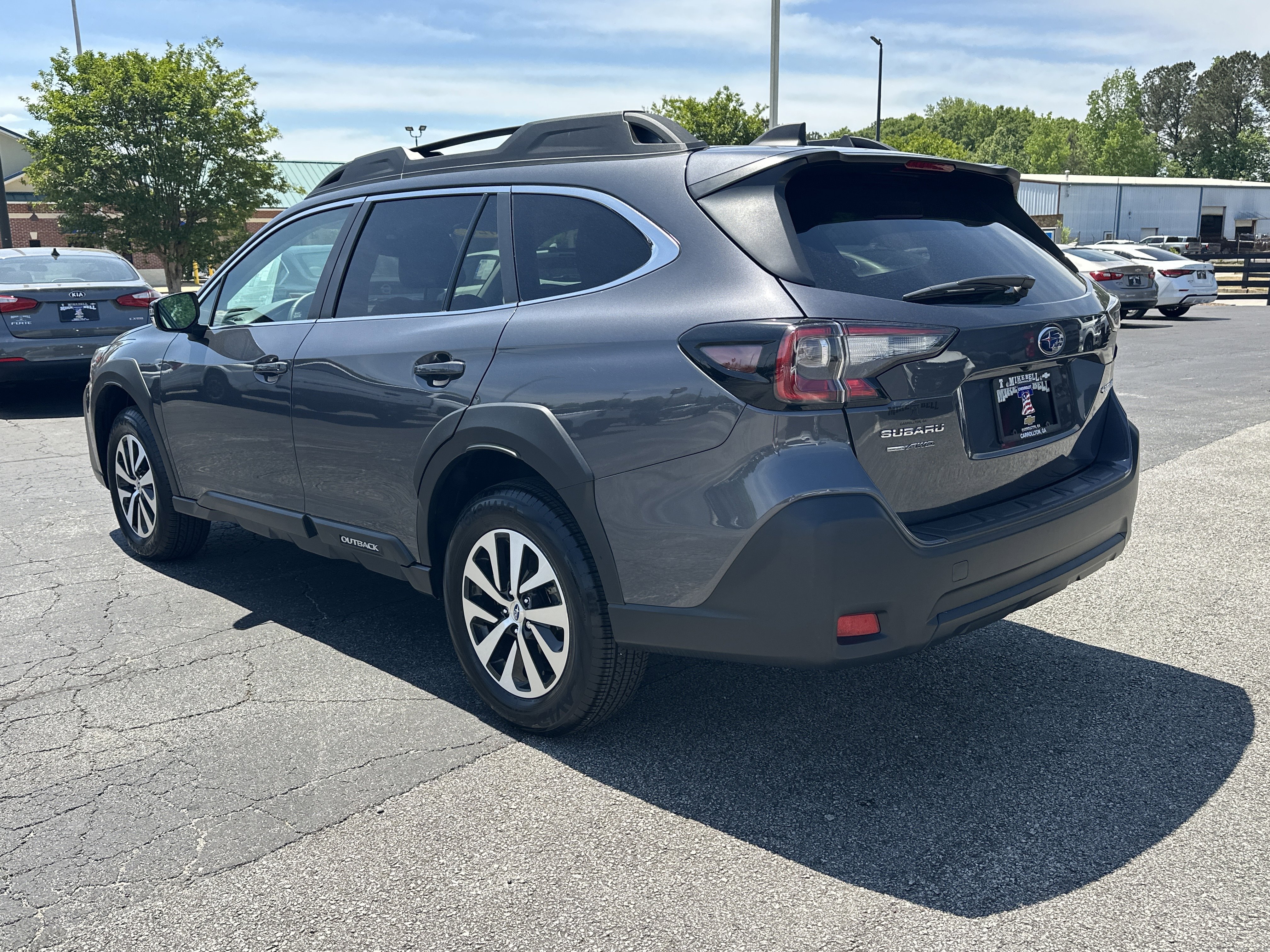 Used 2025 Subaru Outback Premium w/ Popular Package #1 AWD/4WD image 6