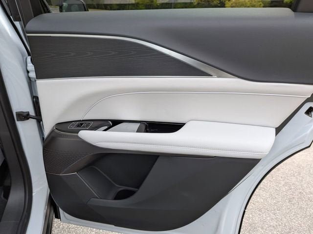 New 2026 Cadillac Lyriq Luxury RWD image 25