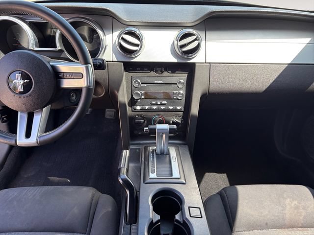 Used 2009 Ford Mustang Coupe RWD image 10