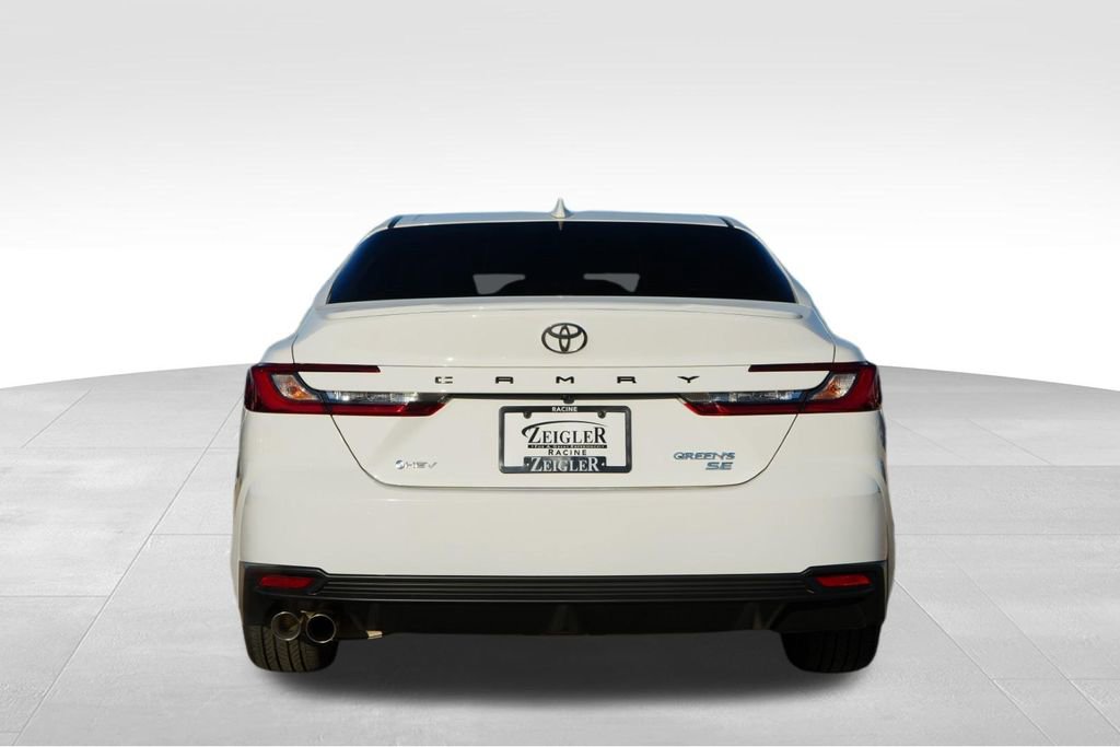 Used 2025 Toyota Camry SE w/ Convenience Package image 6