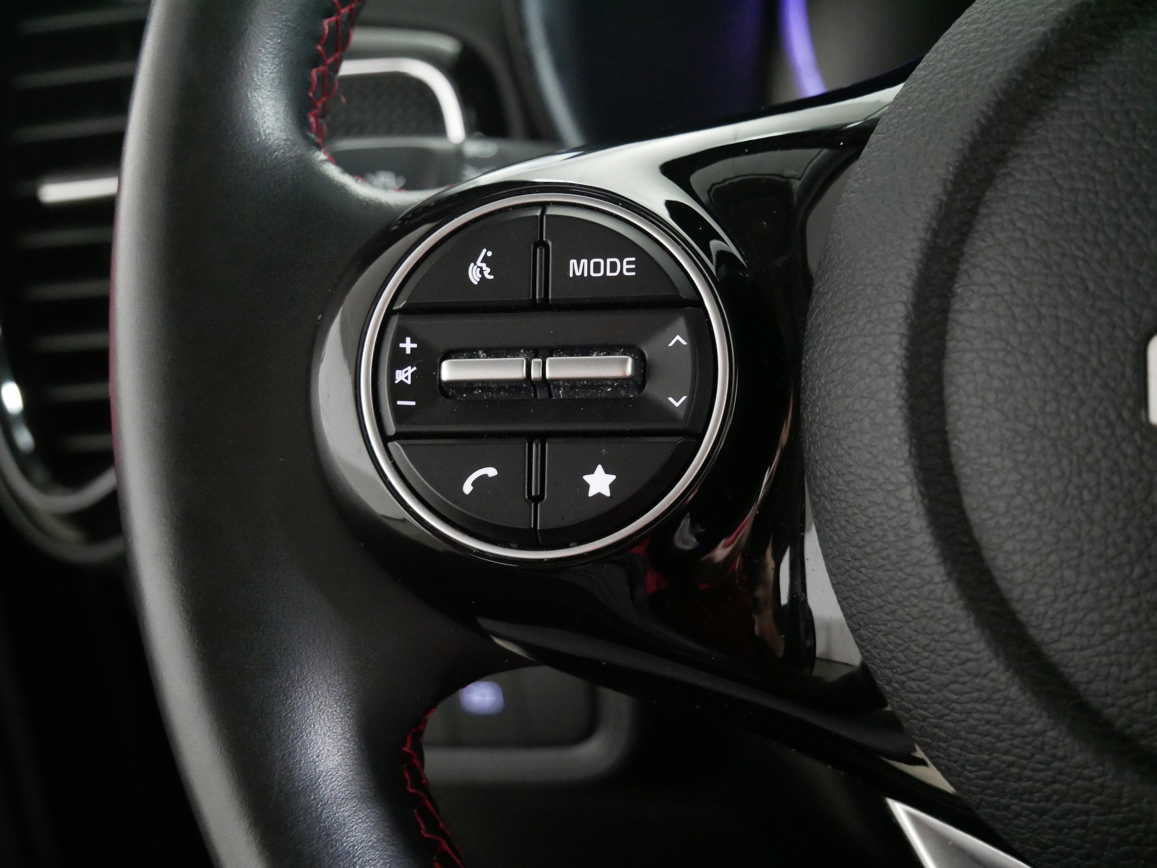 Used 2023 Kia Soul GT-Line FWD image 27