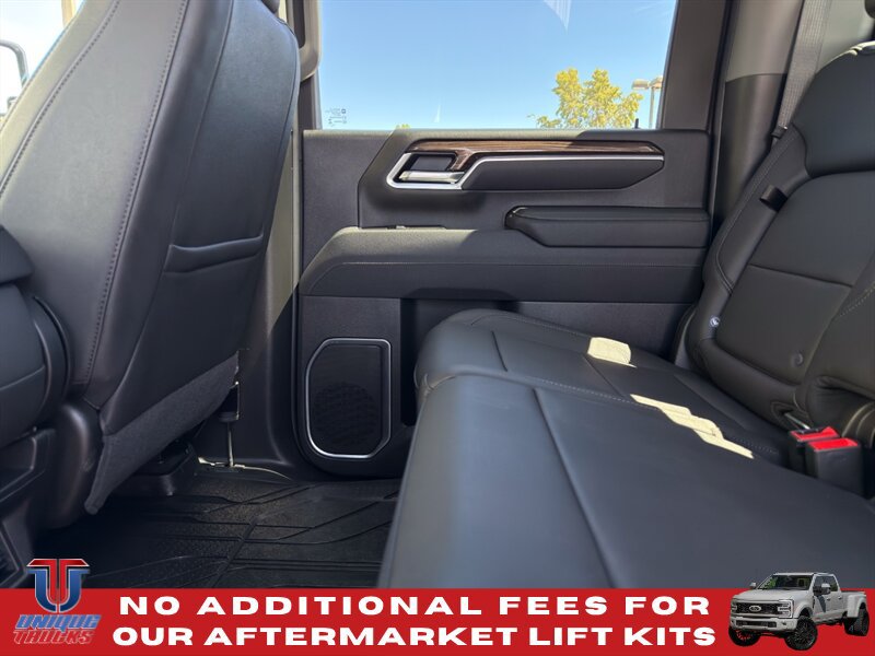 Used 2026 Chevrolet Silverado 3500 LT w/ Convenience Package AWD/4WD image 24