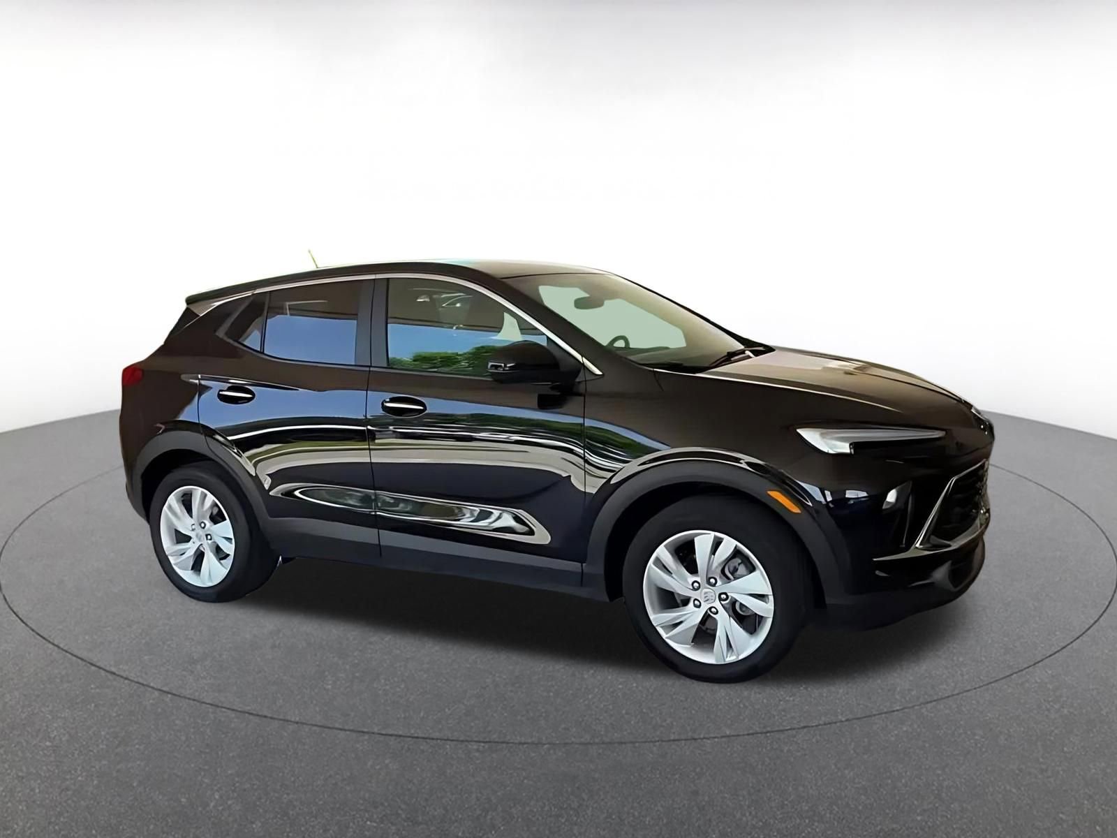 Used 2025 Buick Encore GX Preferred FWD image 2
