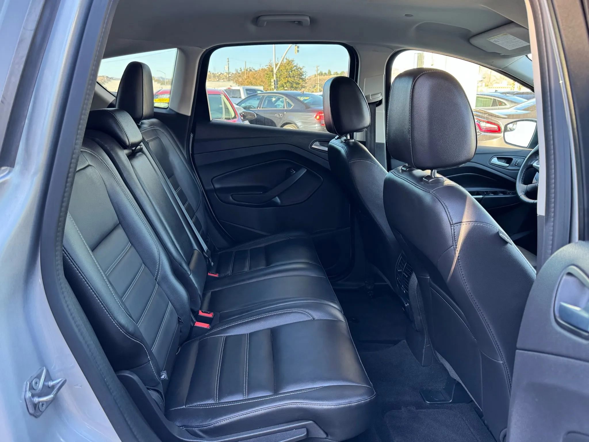 Used 2017 Ford C-MAX Energi SE w/ Equipment Group 402A image 25