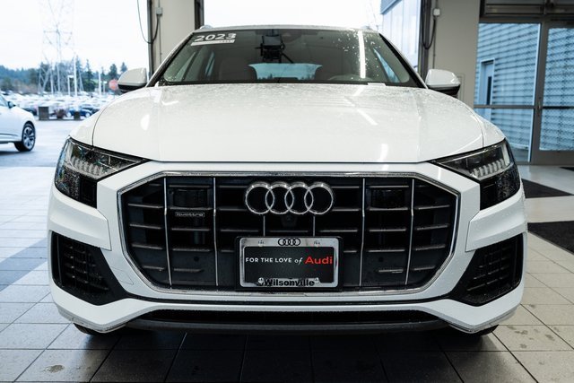 Used 2023 Audi Q8 Premium w/ Convenience Package image 2