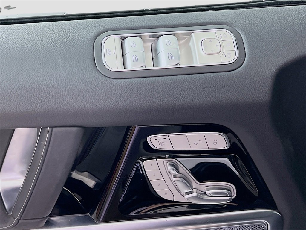 Used 2025 Mercedes-Benz G 550 image 20