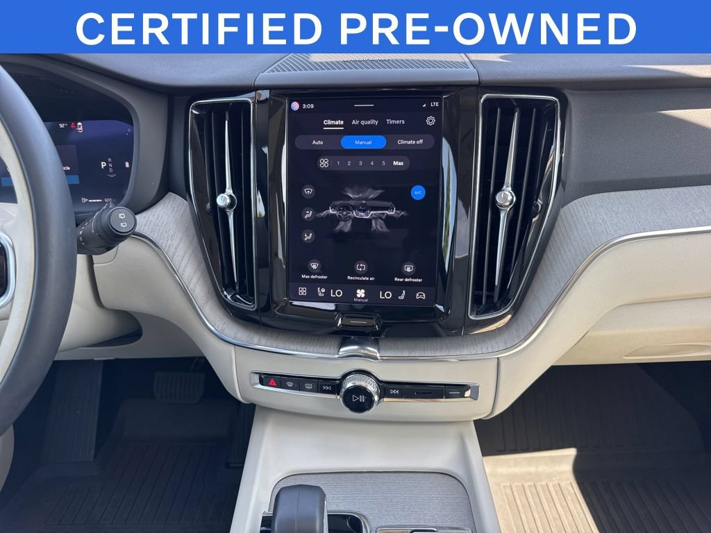 Used 2023 Volvo XC60 B5 Plus w/ Protection Package Premier AWD/4WD image 25