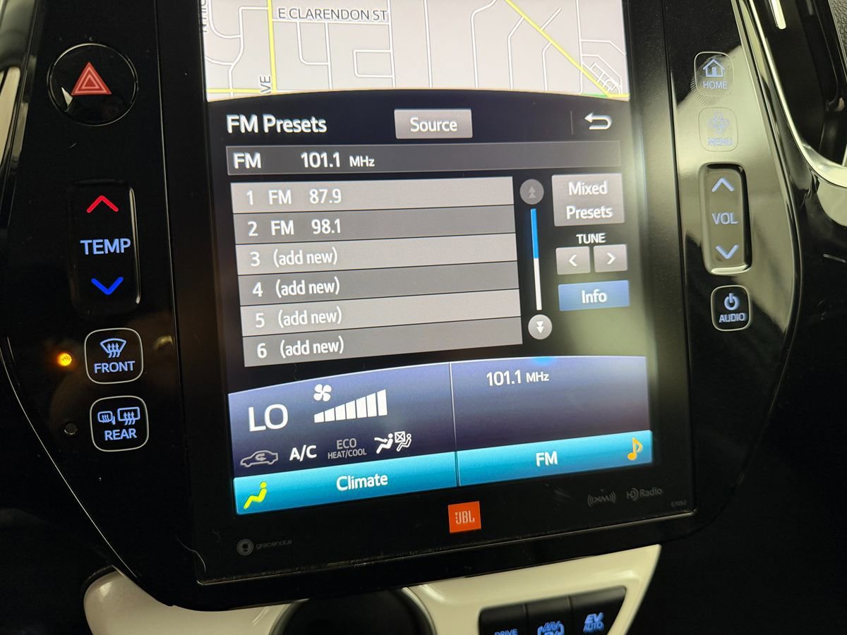 Used 2017 Toyota Prius Prime Advanced FWD image 24