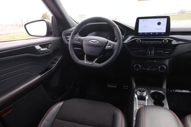 Used 2024 Ford Escape ST-Line w/ Cold Weather Package image 22