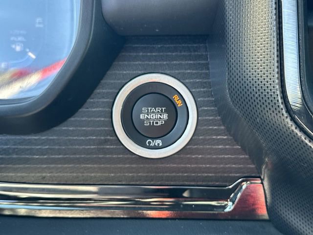 Used 2024 RAM 1500 Limited w/ Body Color Bumper Group image 17