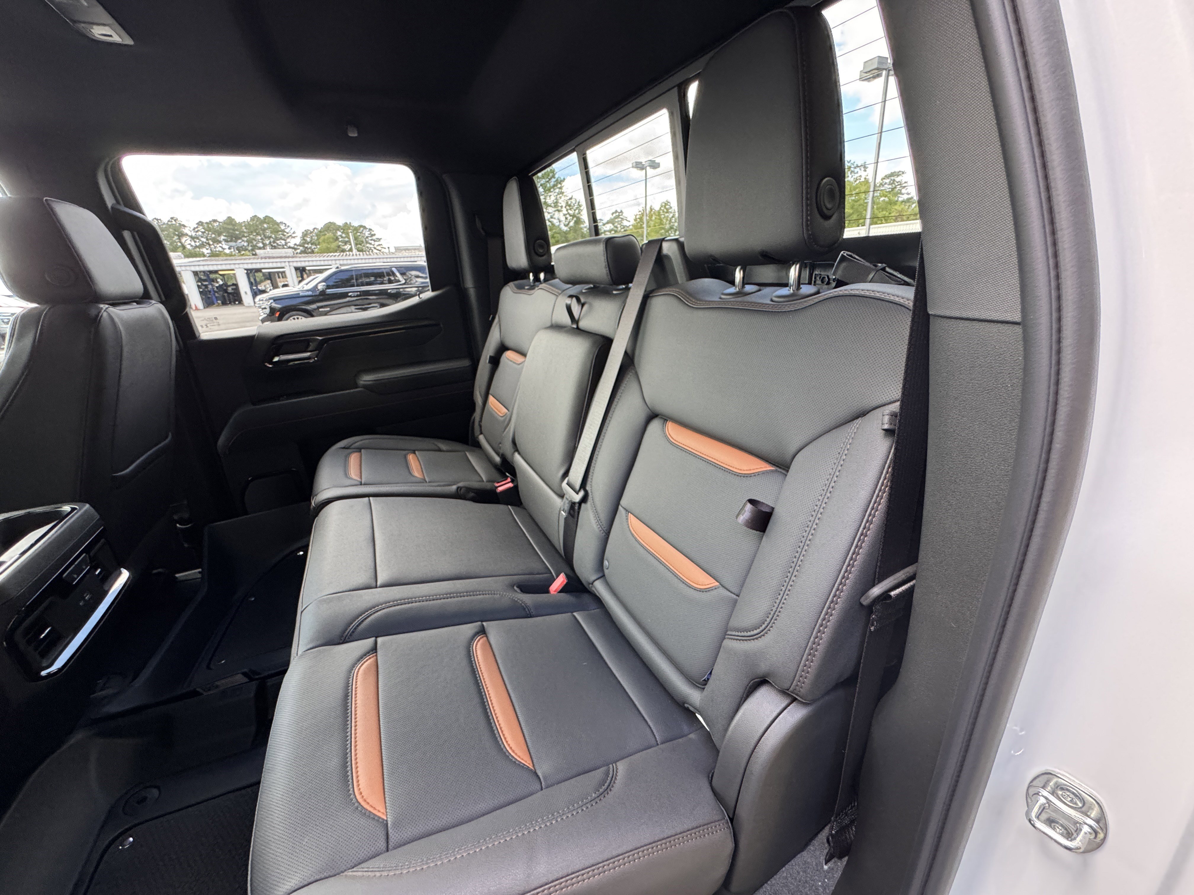 New 2026 GMC Sierra 1500 AT4 w/ Technology Package image 23