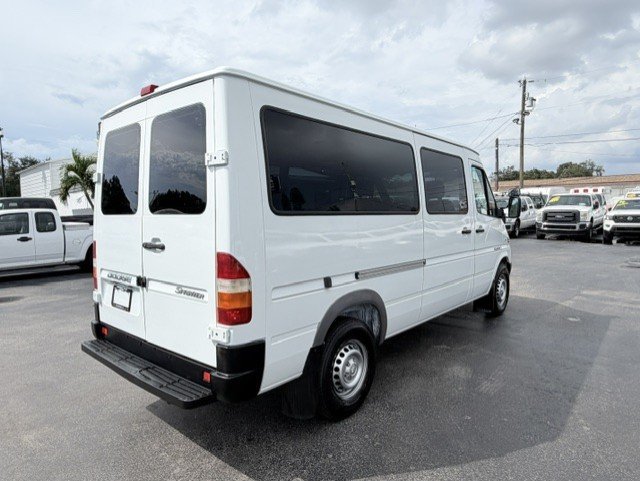 Used 2005 Dodge Sprinter 2500 w/ PWR Convenience Group RWD image 6