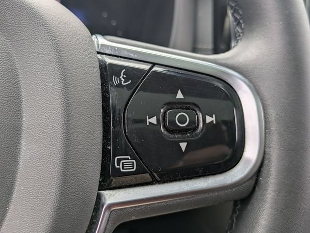 Certified 2023 Volvo XC60 T8 Ultimate AWD/4WD image 19