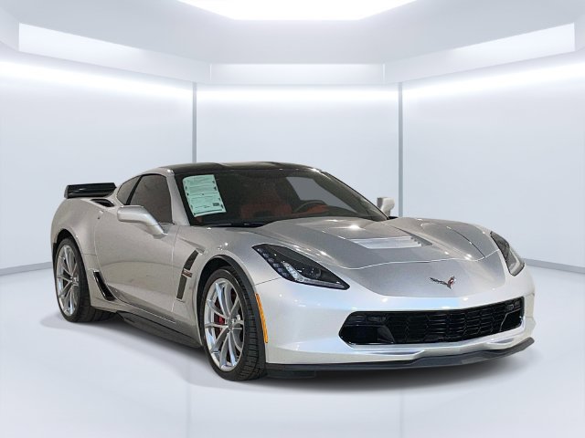 Used 2019 Chevrolet Corvette Grand Sport RWD image 3