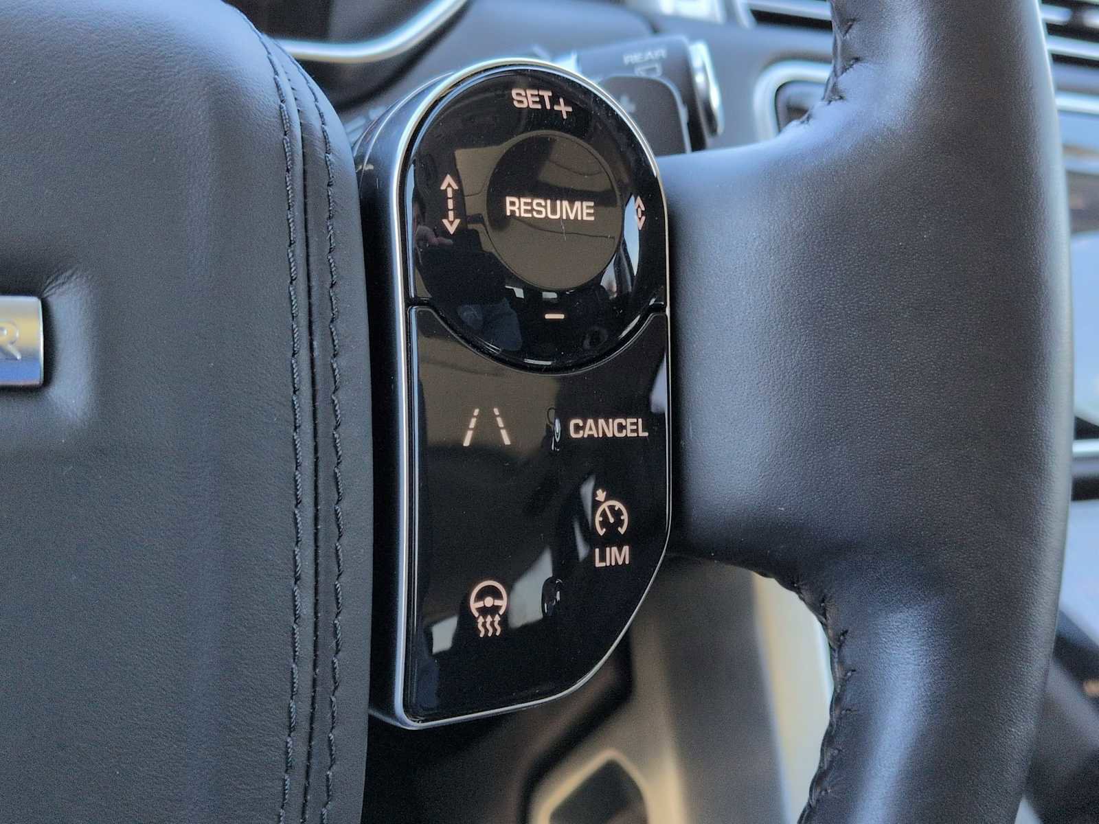 Used 2021 Land Rover Range Rover P525 Westminster Edition LWB image 27