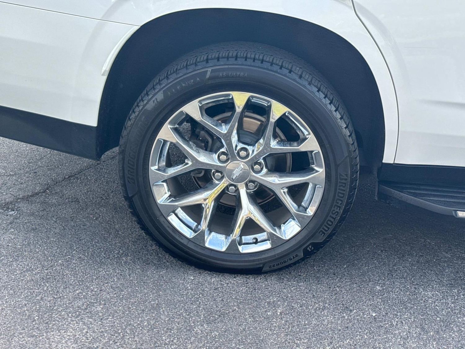 Used 2022 Chevrolet Tahoe LT w/ LT Signature Package image 11
