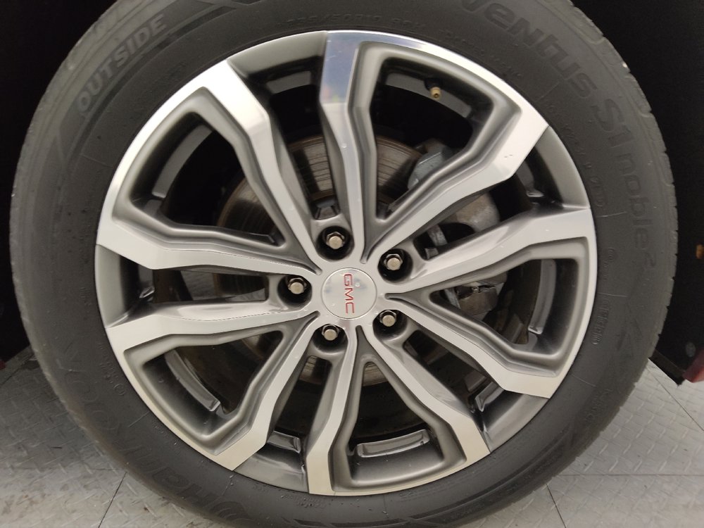 Used 2020 GMC Terrain Denali w/ Denali Premium Package FWD image 31