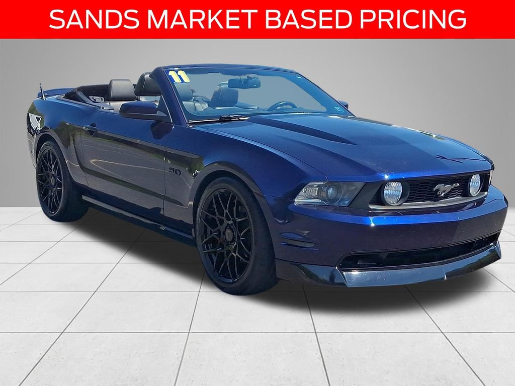 Used 2011 Ford Mustang GT Premium w/ Electronics Pkg RWD image 3