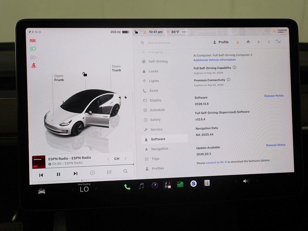 Used 2023 Tesla Model 3 Standard Range RWD image 4